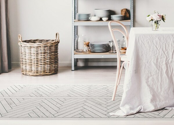 Vinylový koberec pro domácnost Plank rybí kost