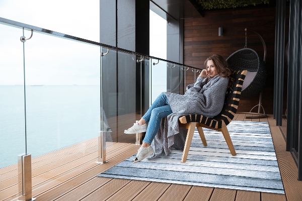 Moderní koberec na balkon Stříbrné desky