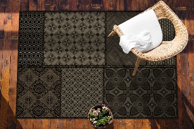 Krásný venkovní koberec Kombinace různých vzorů