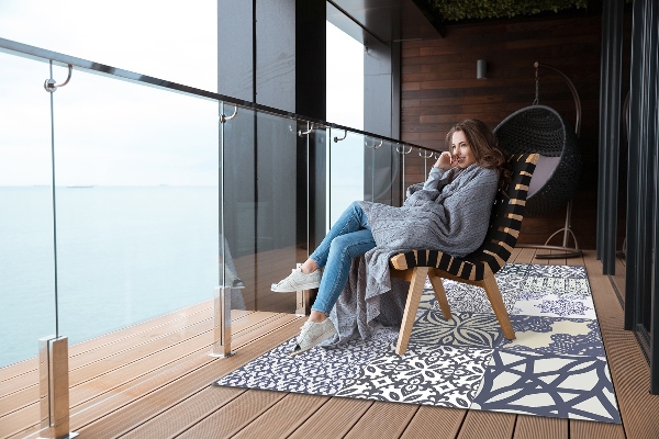 Moderní koberec na balkon Etnický mix