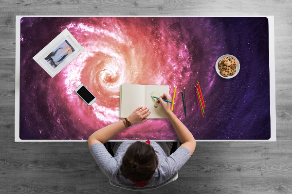 Velká ochranná podložka na stůl Space vortex