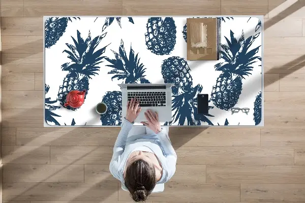 Velká ochranná podložka na stůl Šedé ananasy