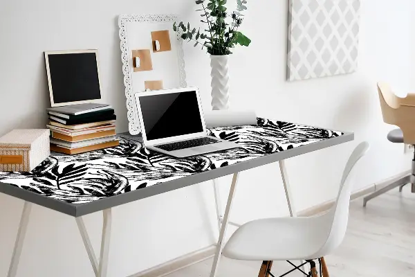 Pracovní podložka s obrázkem Černá monstrum