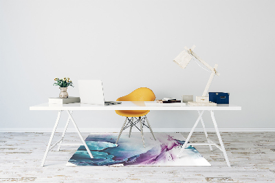 Podložka pod kancelářskou židli skvrny od barvy