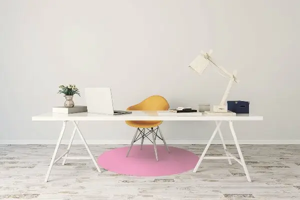 Podložka pod židli Bright růžová barva